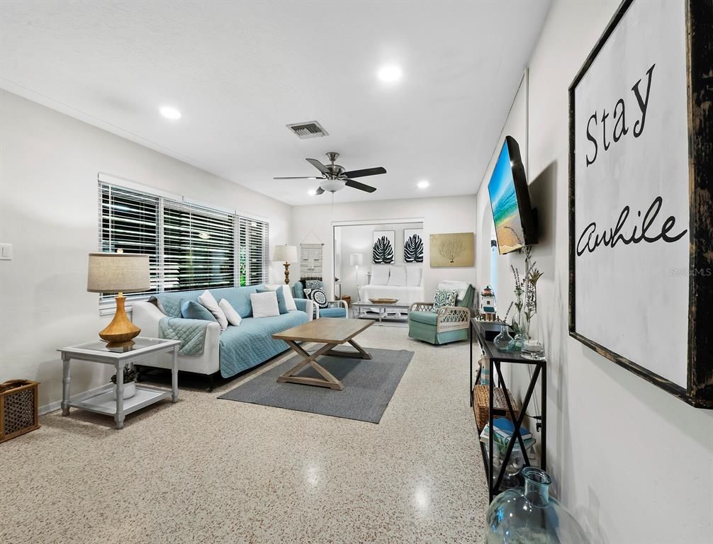 Interior, Living room, Recessed Lighting