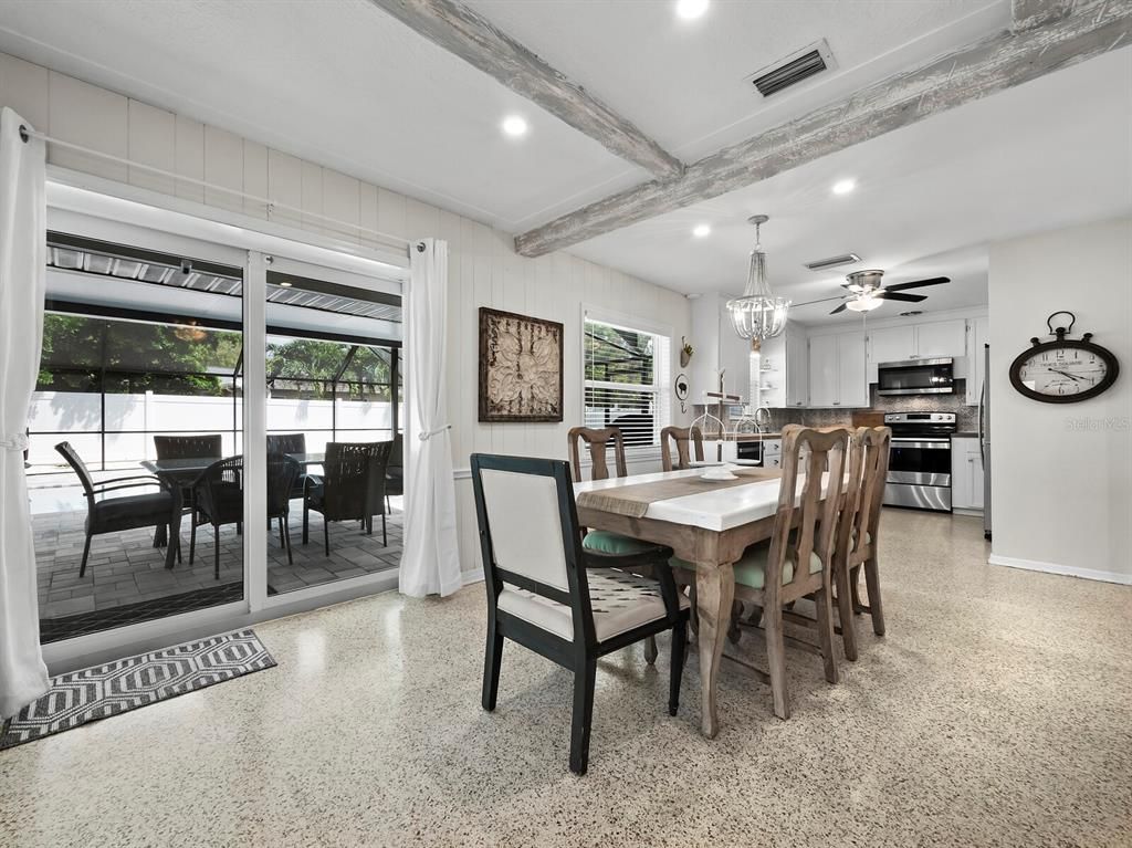 Chandelier, Dining room, Interior, Kitchen, Recessed Lighting, Stainless Steel Appliances, Wooden Beams