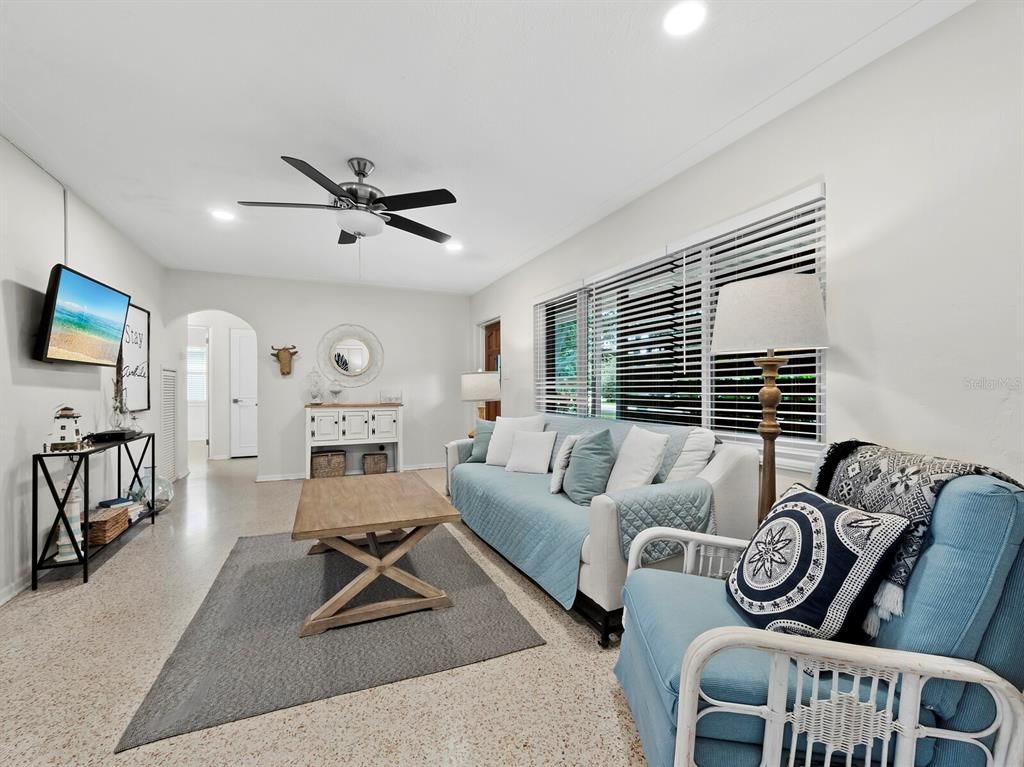 Interior, Living room, Recessed Lighting