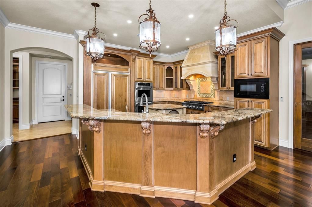 Interior, Kitchen, Pendant Lights, Recessed Lighting, Wood Texture Flooring