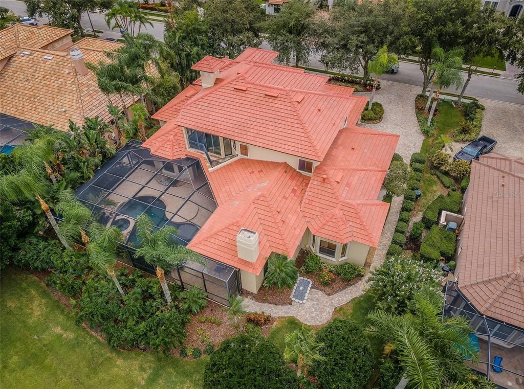 Exterior, Drone