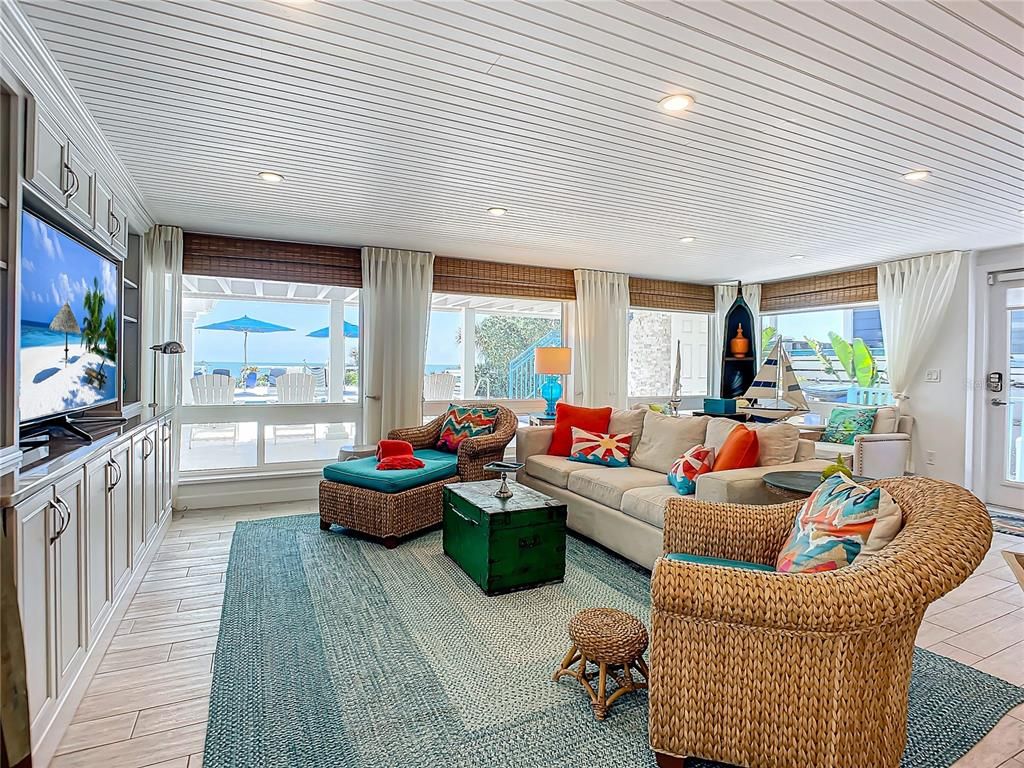 Interior, Living room, Recessed Lighting