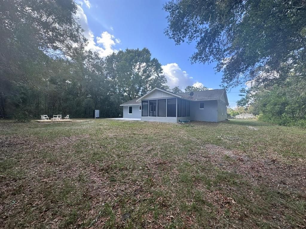 Backyard, Exterior