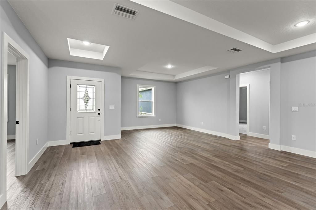 Empty room, Interior, Recessed Lighting, Wood Texture Flooring
