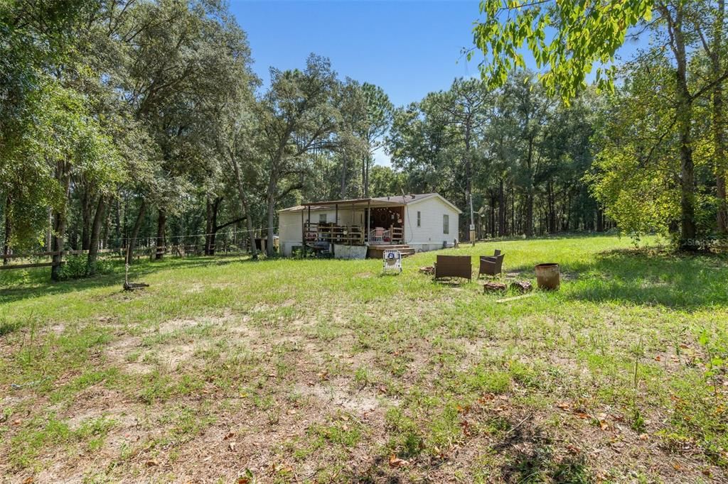 Backyard, Exterior