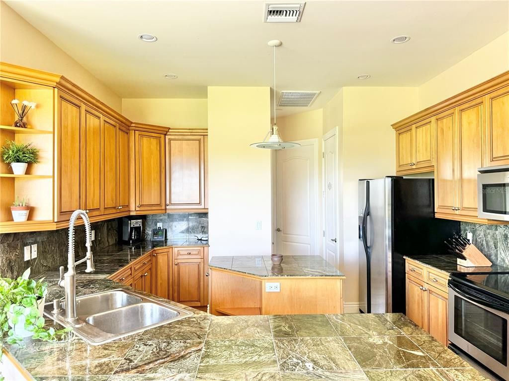 Interior, Kitchen, Pendant Lights, Recessed Lighting