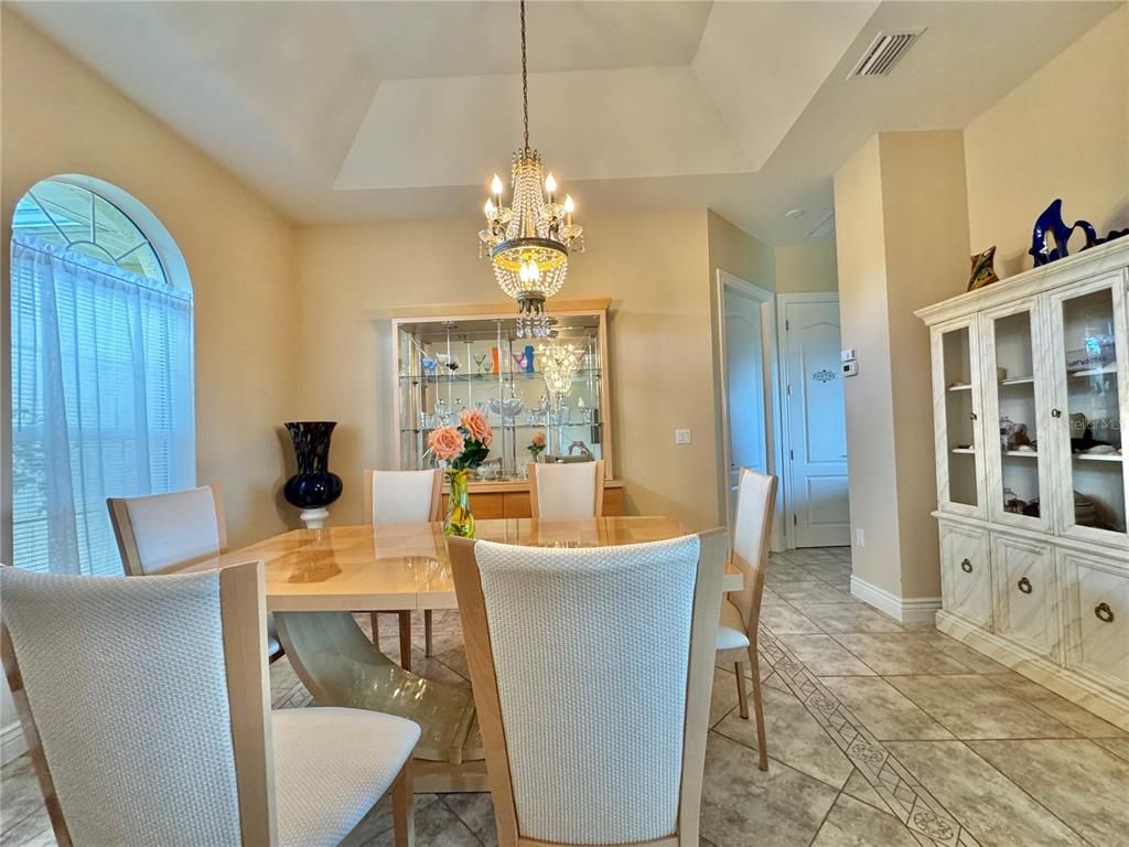 Chandelier, Dining room, Interior