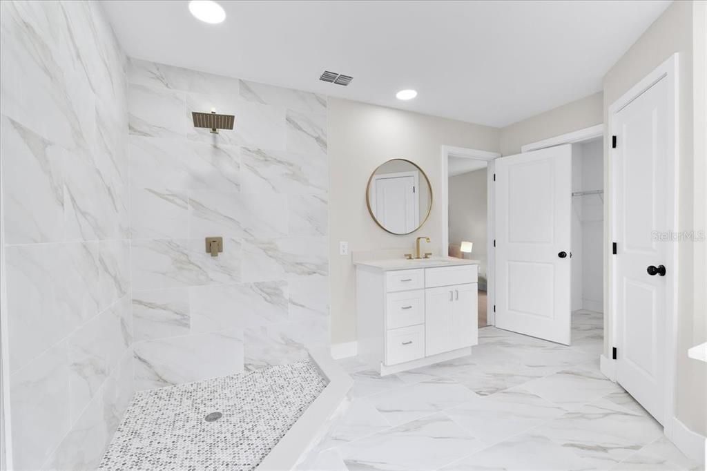 Bathroom, Interior, Marble, Marble Walls, Recessed Lighting