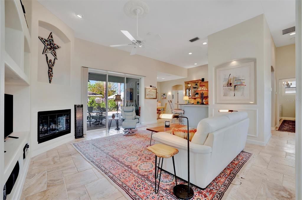 Fireplace, Interior, Living room, Recessed Lighting