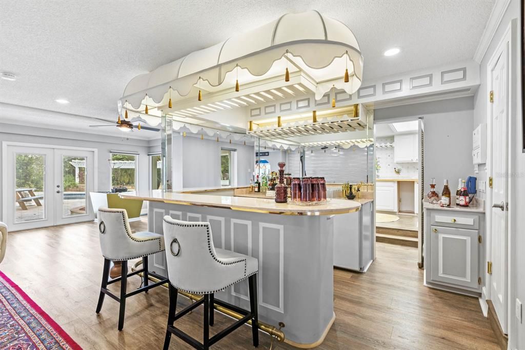Interior, Recessed Lighting, Wood Texture Flooring