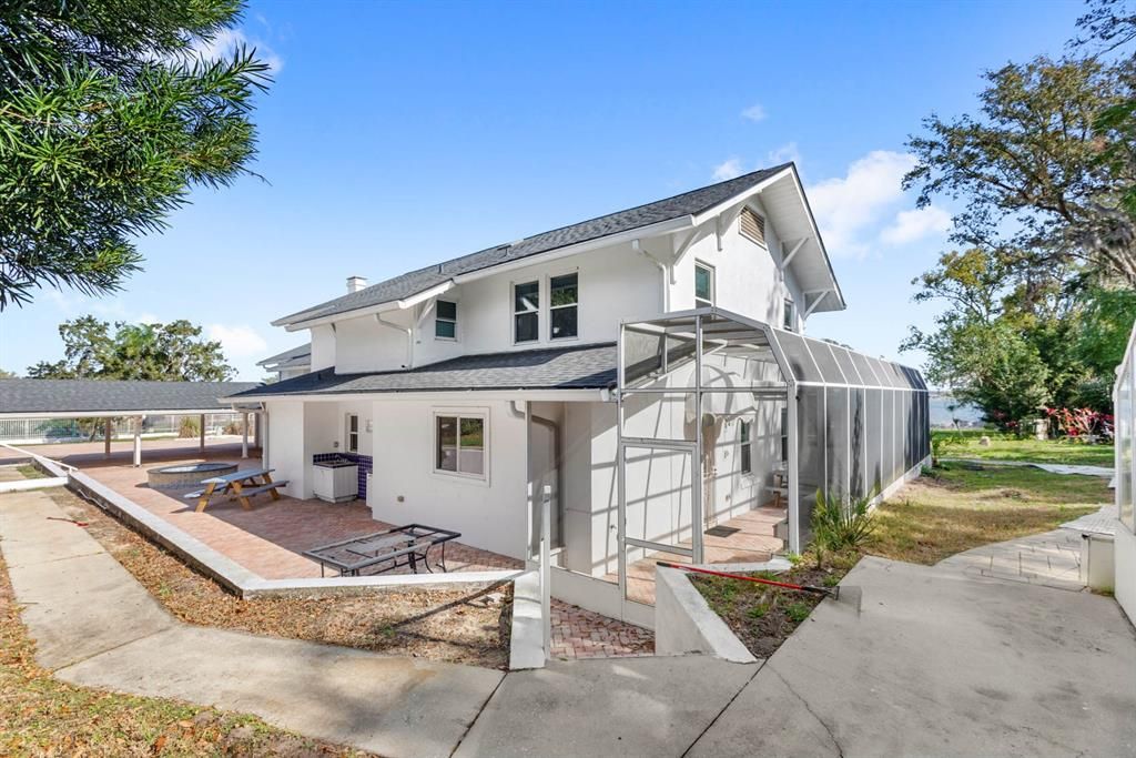 Backyard, Exterior