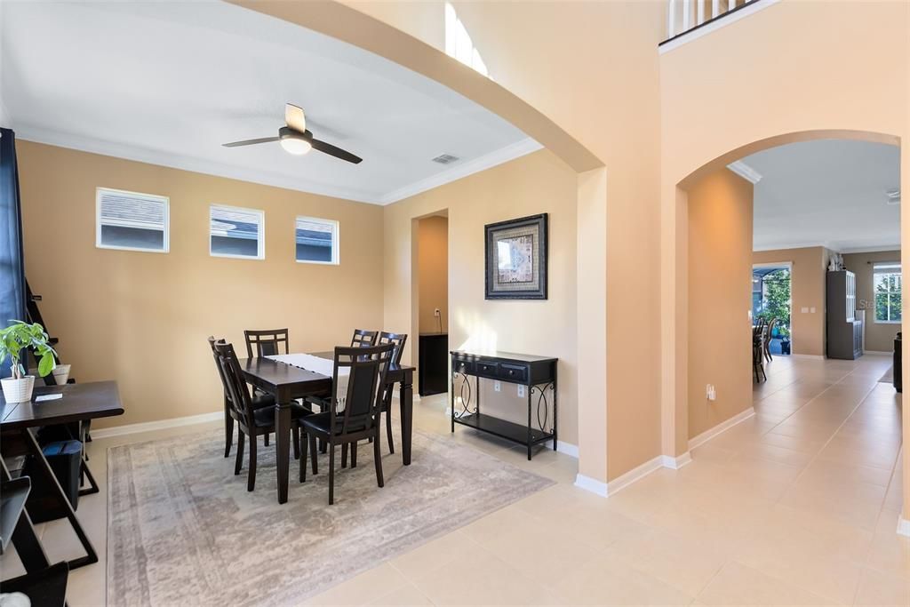 Dining room, Interior