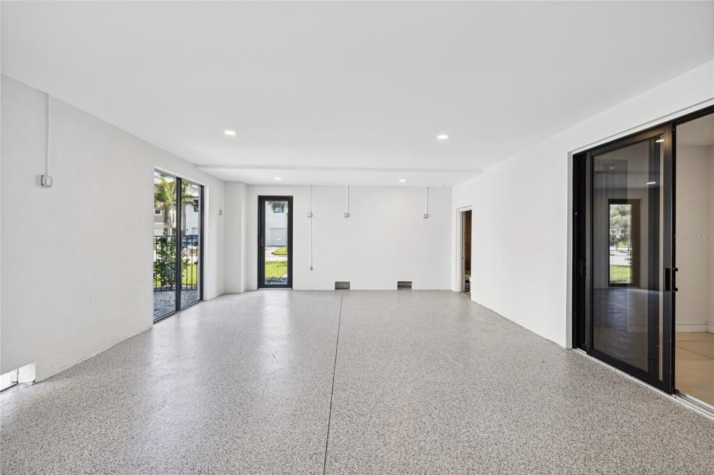 Empty room, Interior, Recessed Lighting
