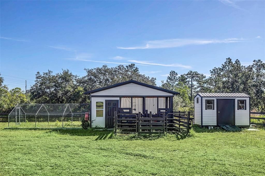 Backyard, Exterior