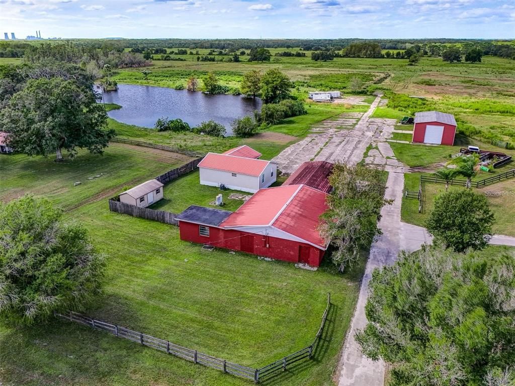Exterior, Drone