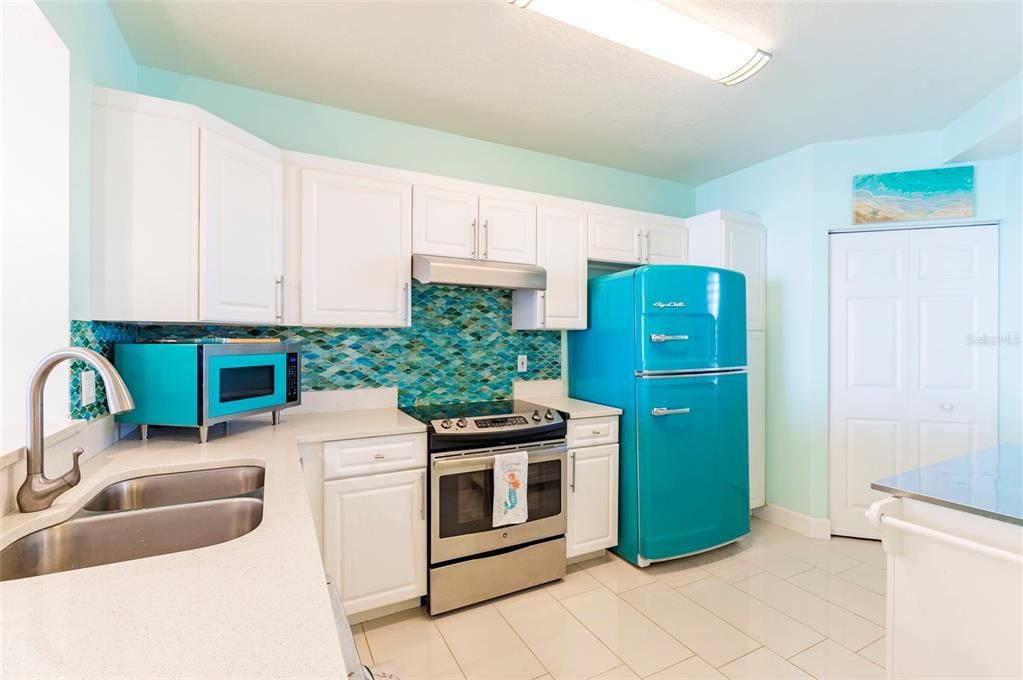 Interior, Kitchen, Stainless Steel Appliances