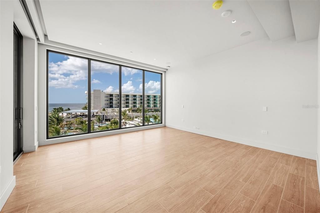 Empty room, Interior, Recessed Lighting, Water, Wood Texture Flooring