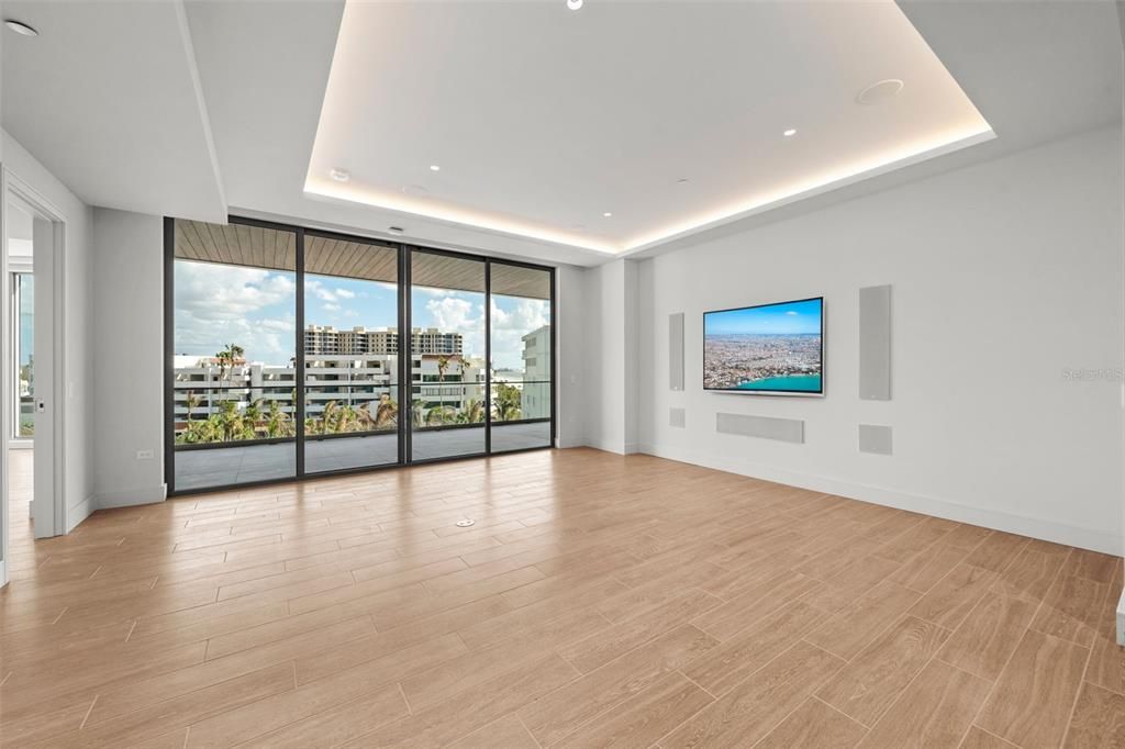 Empty room, Interior, Recessed Lighting, Wood Texture Flooring
