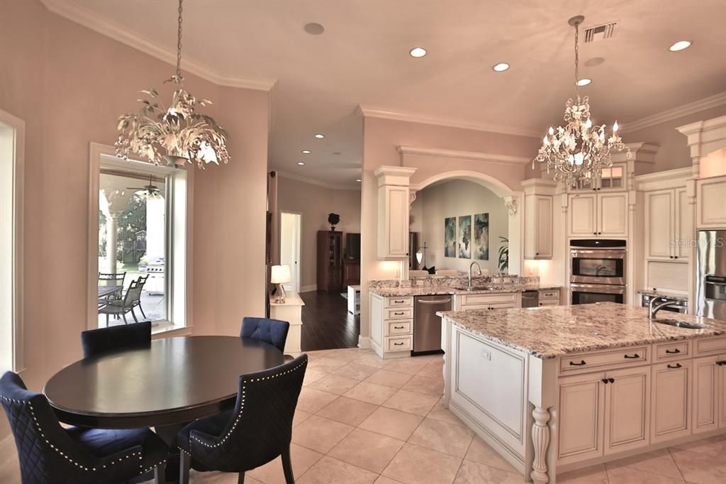 Chandelier, Dining room, Interior, Kitchen, Recessed Lighting, Stainless Steel Appliances