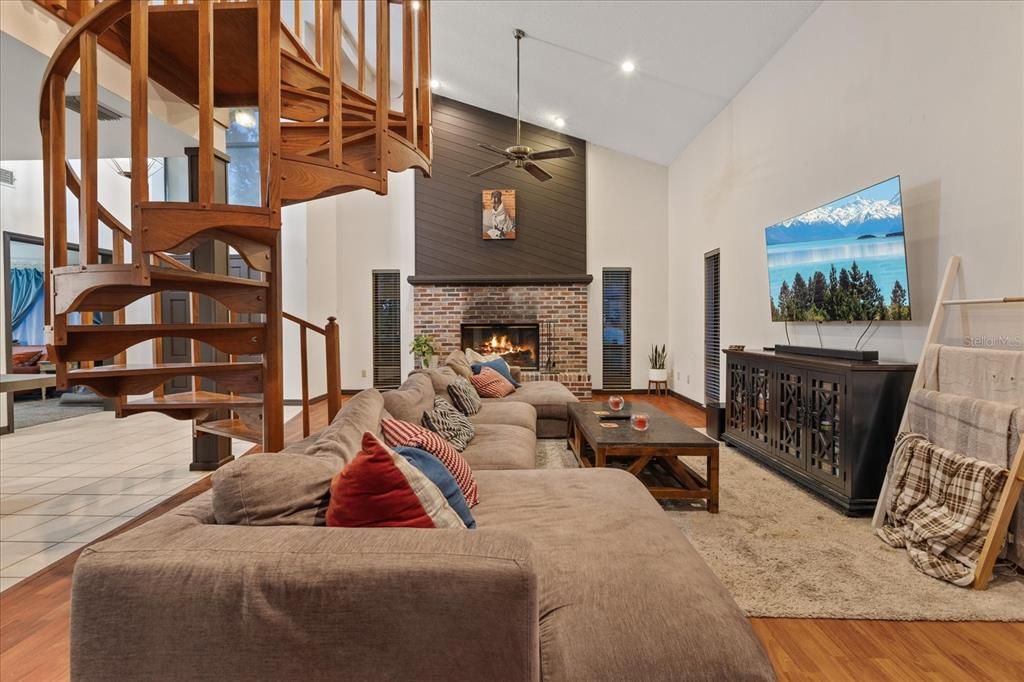 Fireplace, Interior, Living room, Recessed Lighting, Wood Texture Flooring