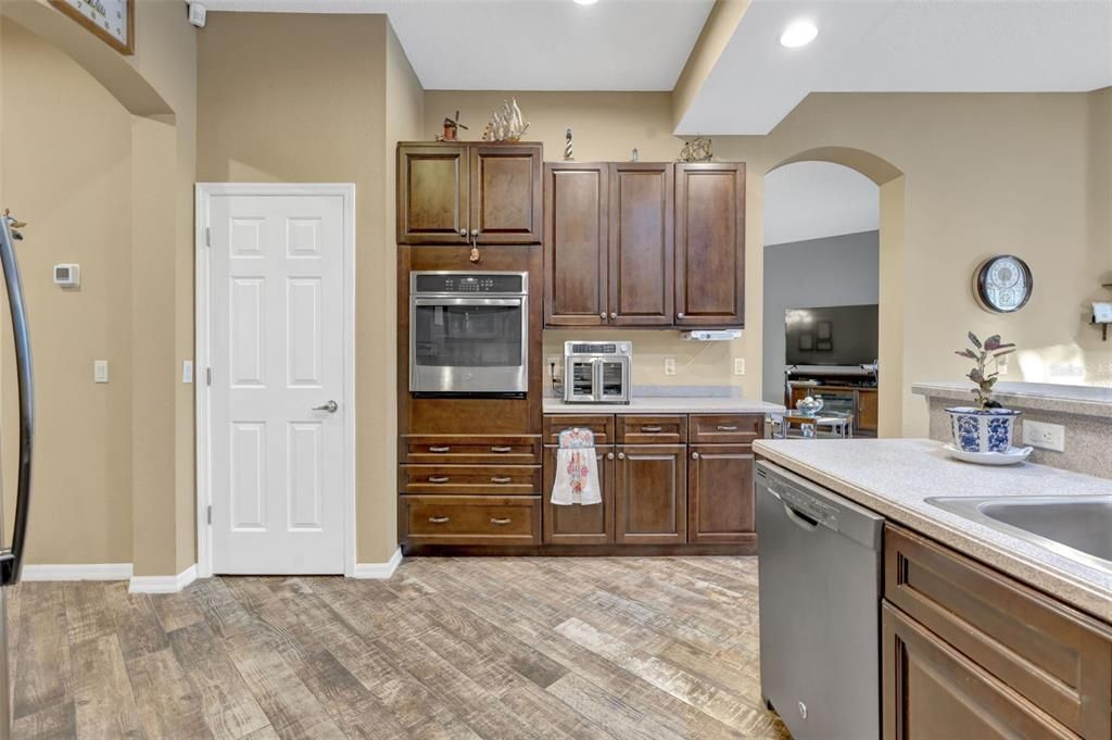 Interior, Kitchen, Recessed Lighting, Wood Texture Flooring
