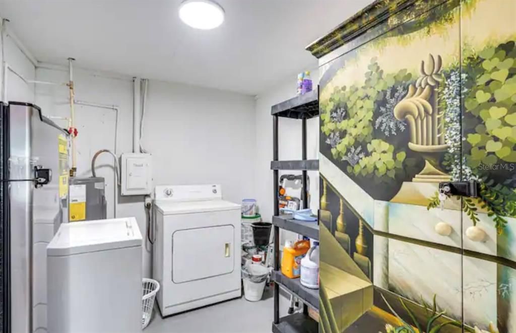 Interior, Washer