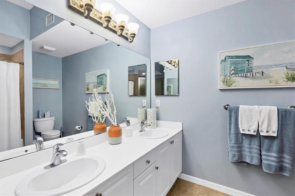 Bathroom, Dual Sink Vanities, Interior