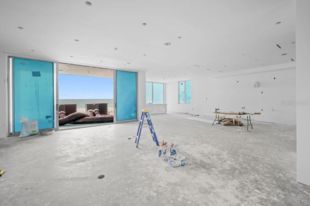 Empty room, Interior, Recessed Lighting