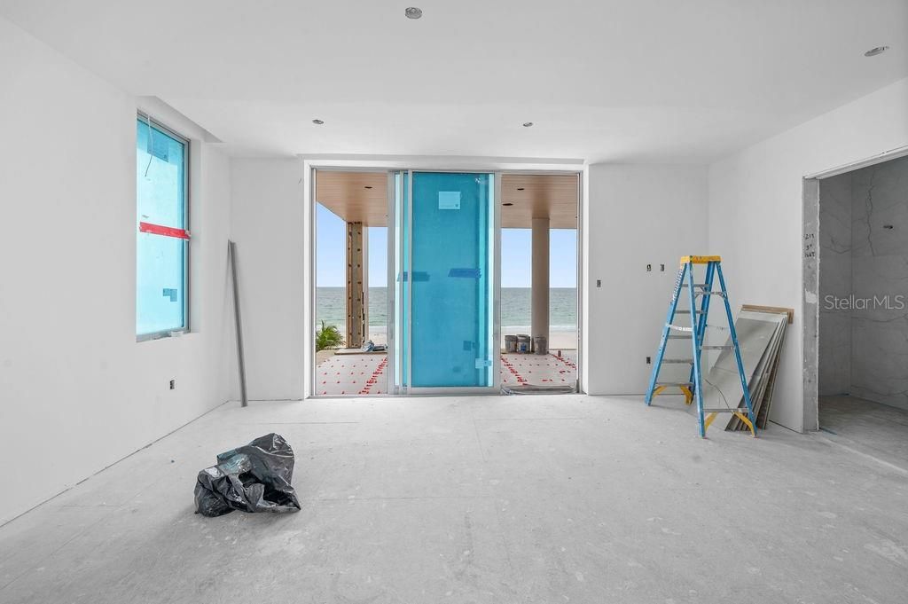 Empty room, Interior, Recessed Lighting