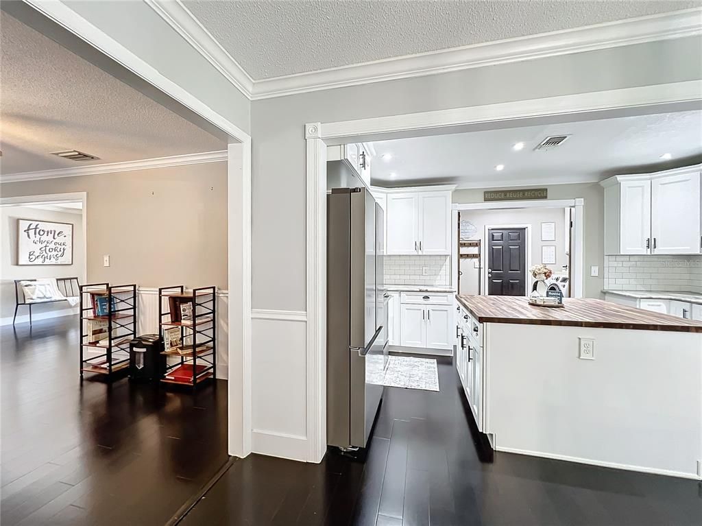 Interior, Kitchen, Recessed Lighting, Wood Texture Flooring