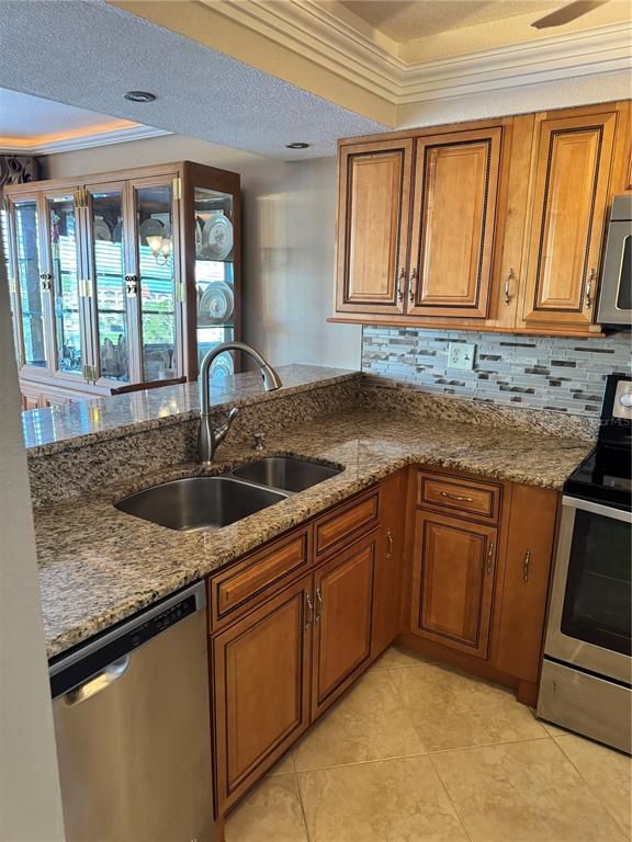 Interior, Kitchen, Stainless Steel Appliances