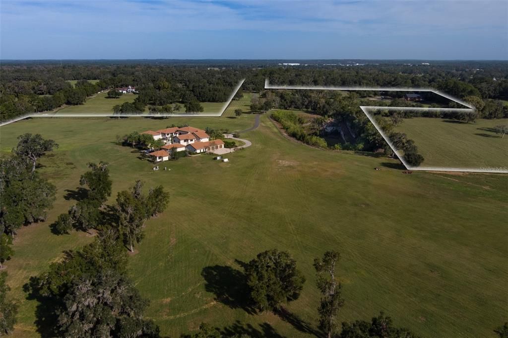 Exterior, Drone