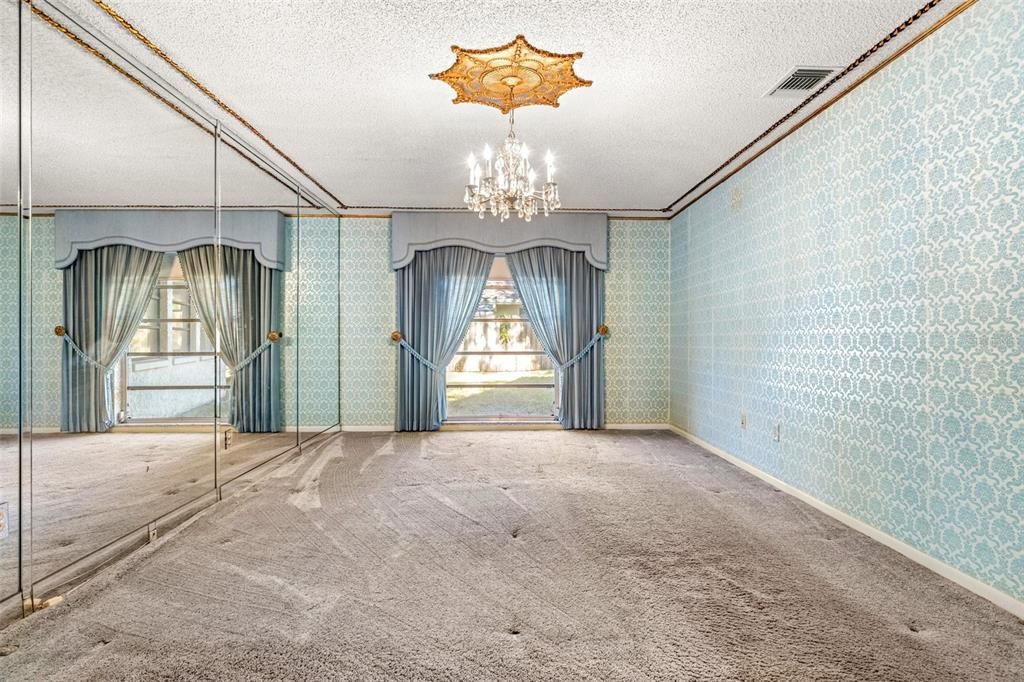 Chandelier, Empty room, Interior