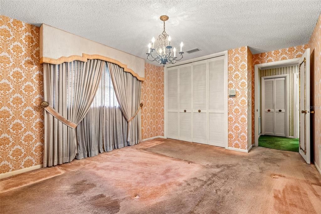 Chandelier, Empty room, Interior