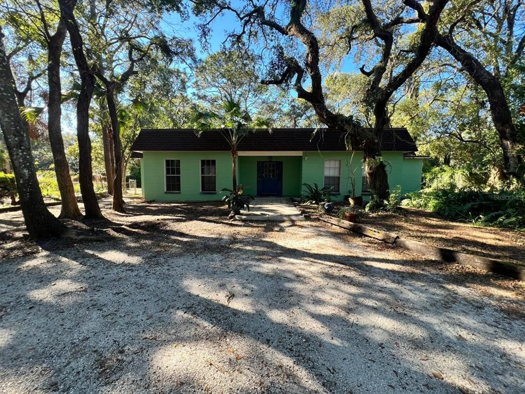 Backyard, Exterior, Facade, Ranch