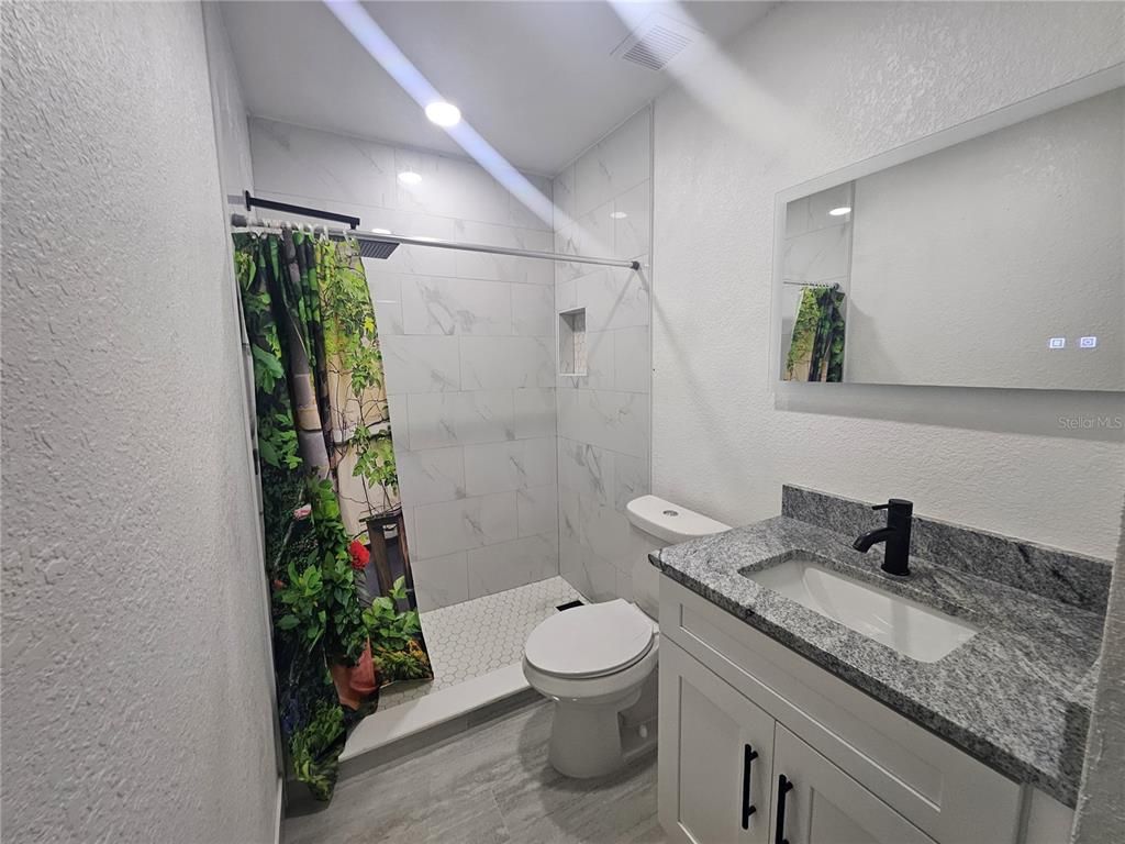 Bathroom, Interior, Marble Walls, Recessed Lighting