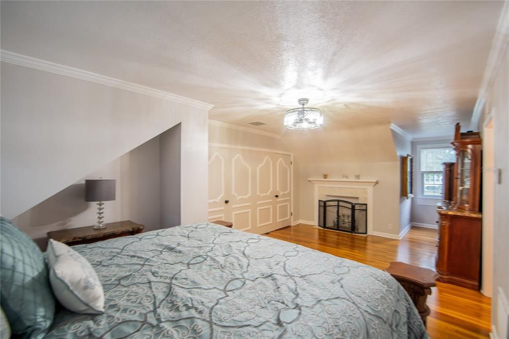 Bedroom, Fireplace, Interior, Wood Texture Flooring