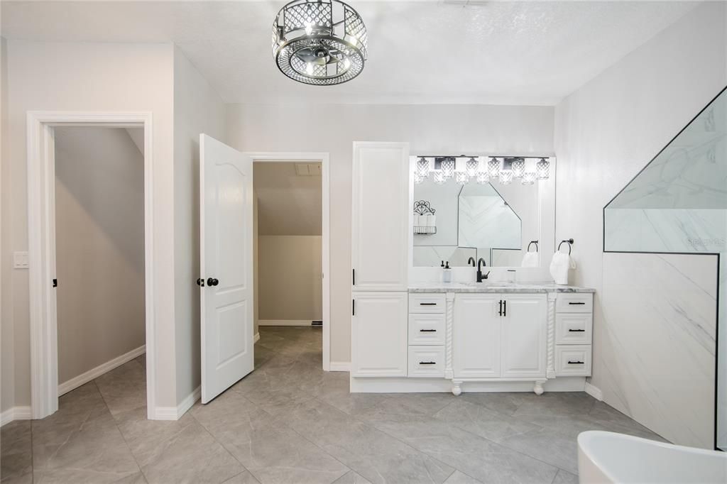 Bathroom, Interior