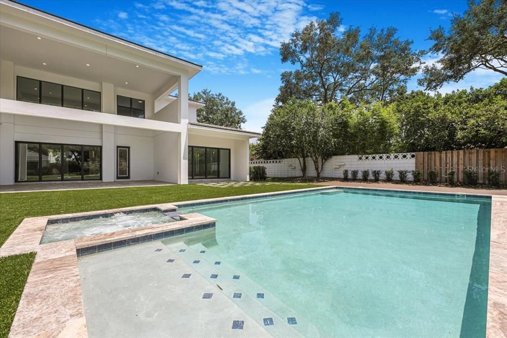 Exterior, Pool