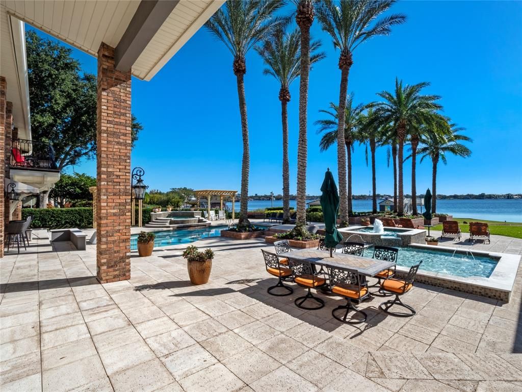 Exterior, Pool, Water