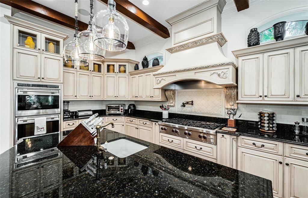 Interior, Kitchen, Pendant Lights, Recessed Lighting, Wooden Beams