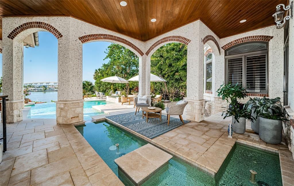 Exterior, Pool, Water