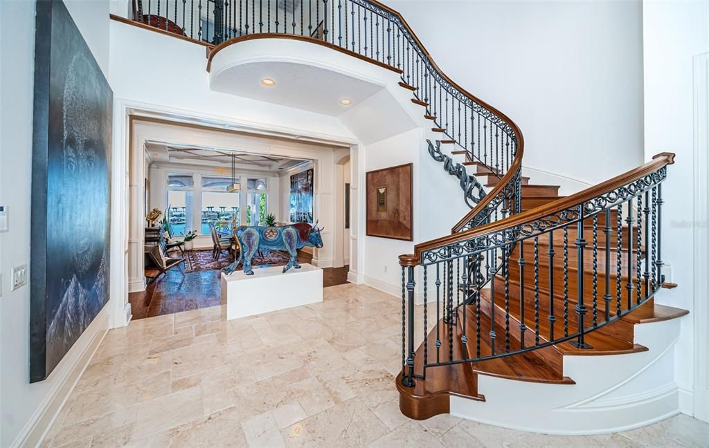 Chandelier, Dining room, Interior, Recessed Lighting, Wood Texture Flooring
