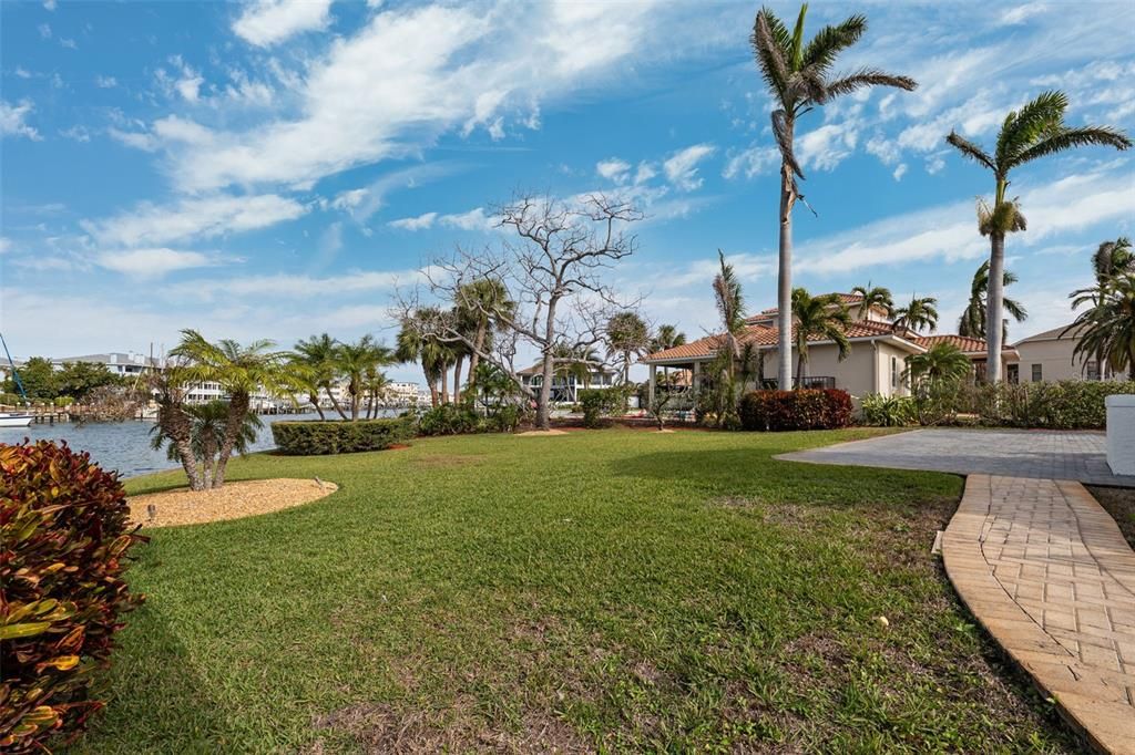 Backyard, Exterior, Water