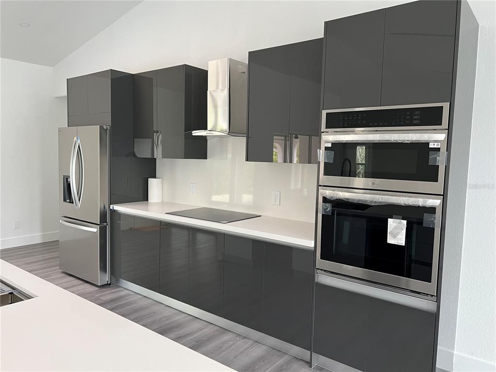 Interior, Kitchen, Stainless Steel Appliances, Wood Texture Flooring