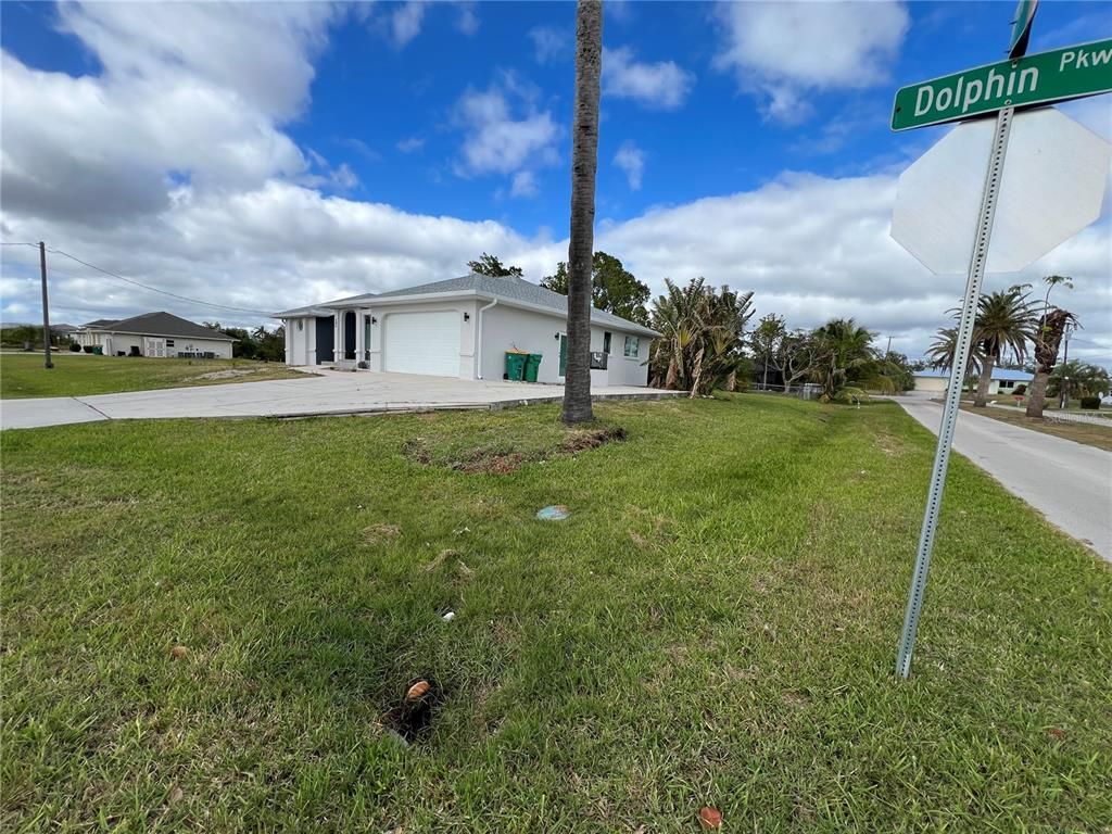 Backyard, Detached Garage, Exterior