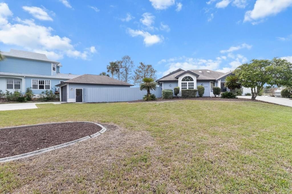 Backyard, Exterior