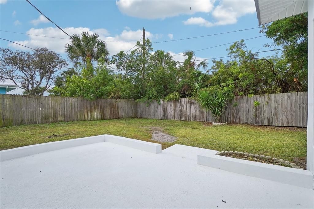 Backyard, Exterior
