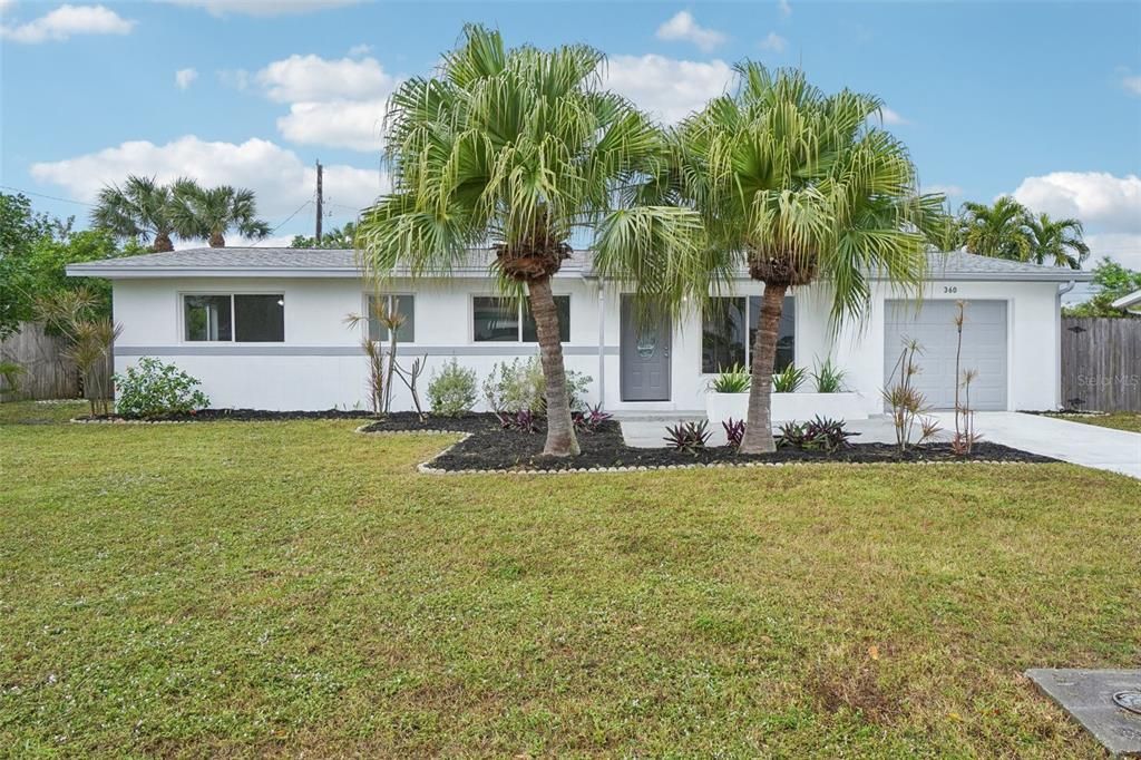 Attached, Backyard, Exterior, Facade, Ranch