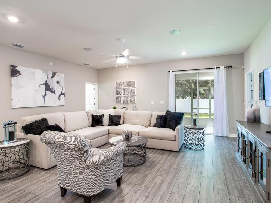 Interior, Living room, Recessed Lighting, Wood Texture Flooring